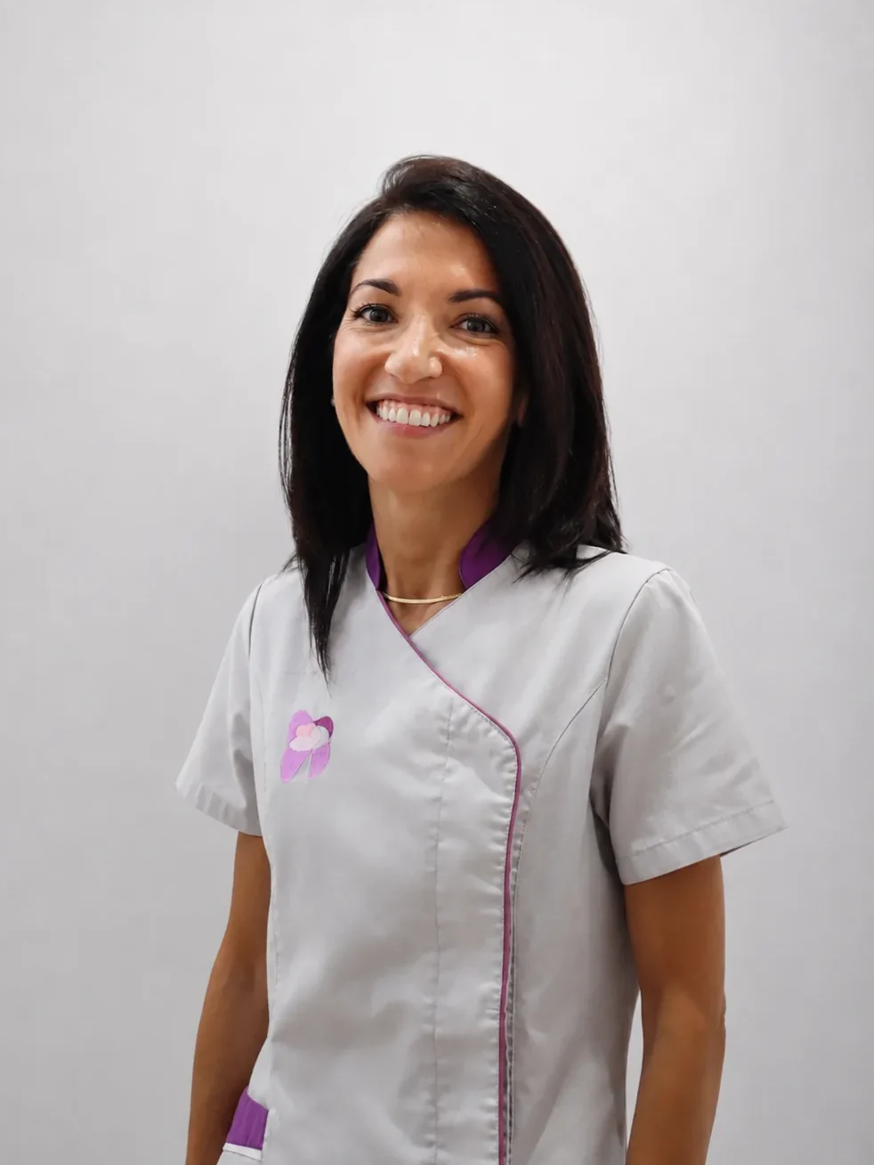 Begonya Climent, especialista en periodoncia e implantología de Valencia Dental