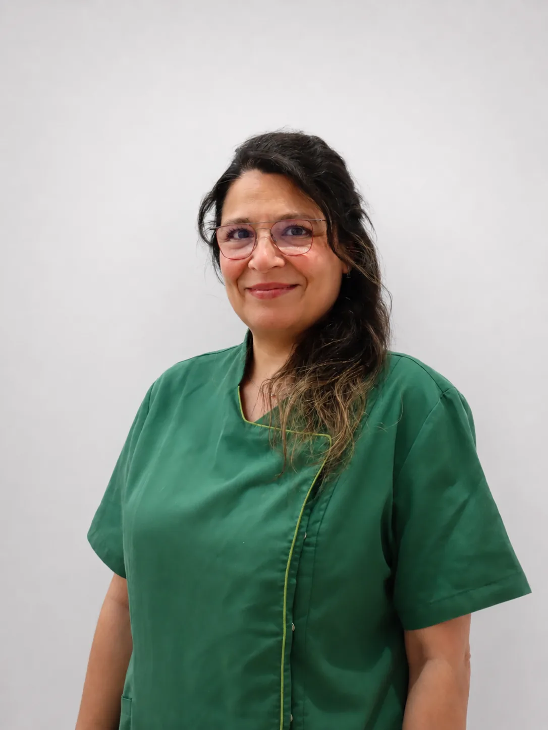Leticia Socarras, odontóloga general y periodoncista de Valencia Dental
